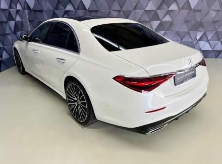 Mercedes-Benz - S-class