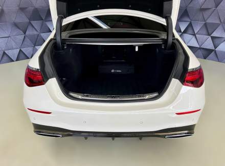 Mercedes-Benz - S-class