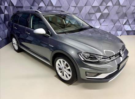 Volkswagen - Golf