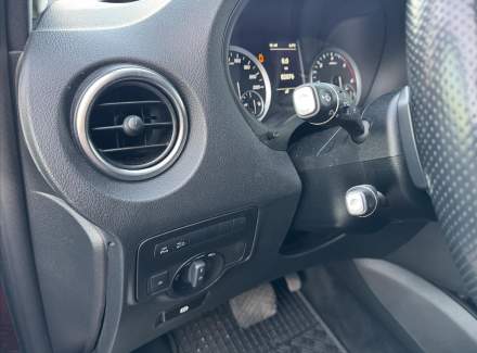 Mercedes-Benz - Vito
