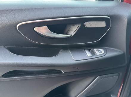 Mercedes-Benz - Vito