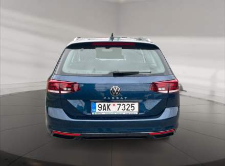 Volkswagen - Passat