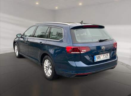 Volkswagen - Passat