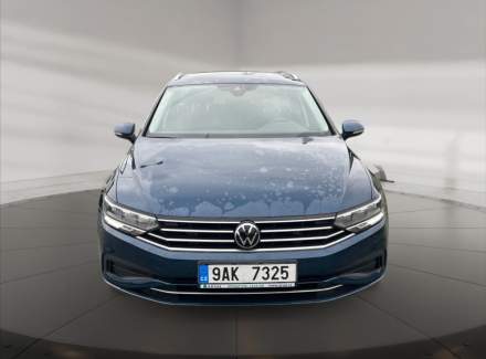 Volkswagen - Passat