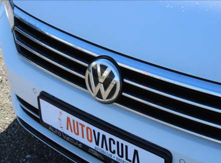 Volkswagen - Passat