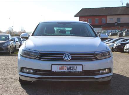 Volkswagen - Passat