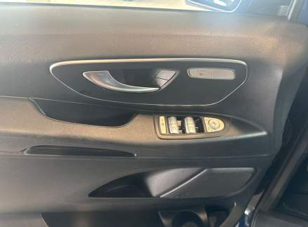 Mercedes-Benz - Vito