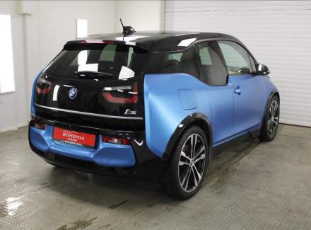 BMW - i3