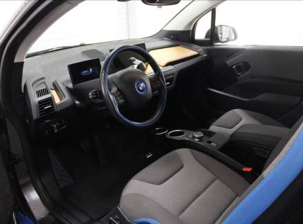 BMW - i3