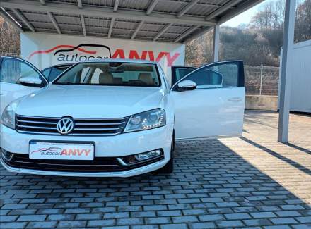 Volkswagen - Passat