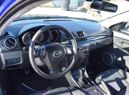 Mazda - 3