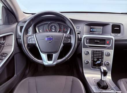 Volvo - V60