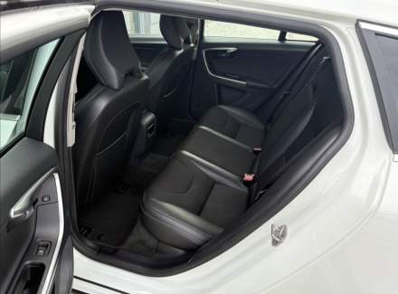 Volvo - V60