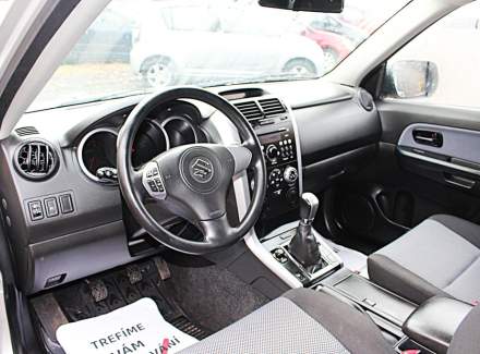 Suzuki - Grand Vitara