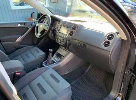 Volkswagen - Tiguan