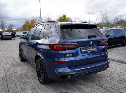 BMW - X5