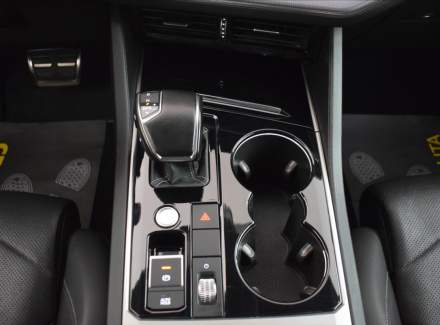 Volkswagen - Touareg