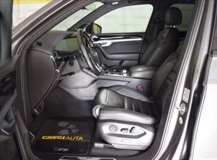 Volkswagen - Touareg