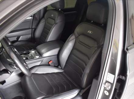 Volkswagen - Touareg