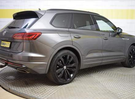 Volkswagen - Touareg