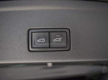 Volkswagen - Touareg