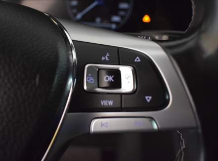 Volkswagen - Touareg