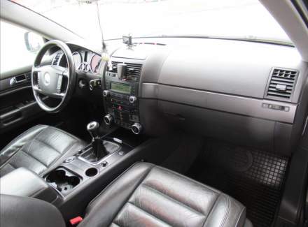 Volkswagen - Touareg