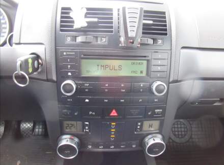 Volkswagen - Touareg