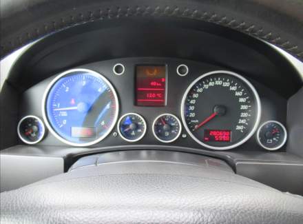 Volkswagen - Touareg