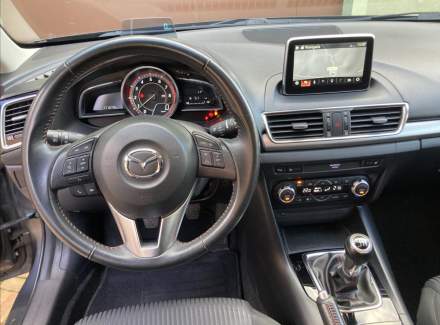 Mazda - 3