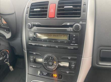 Toyota - Auris