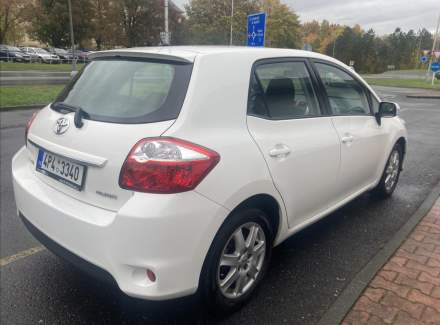 Toyota - Auris