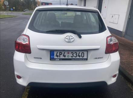 Toyota - Auris