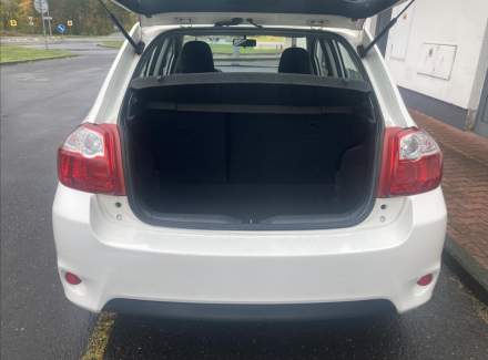 Toyota - Auris