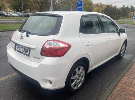 Toyota - Auris