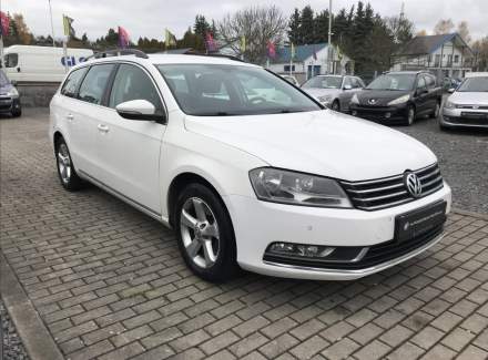 Volkswagen - Passat