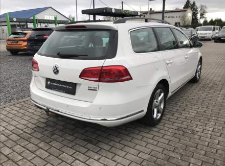 Volkswagen - Passat