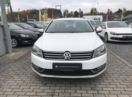 Volkswagen - Passat