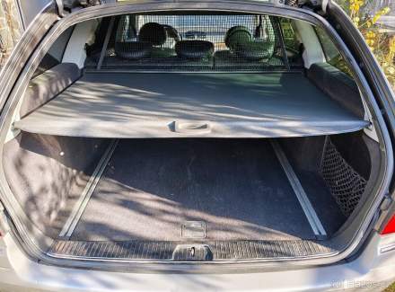 Mercedes-Benz - E-class