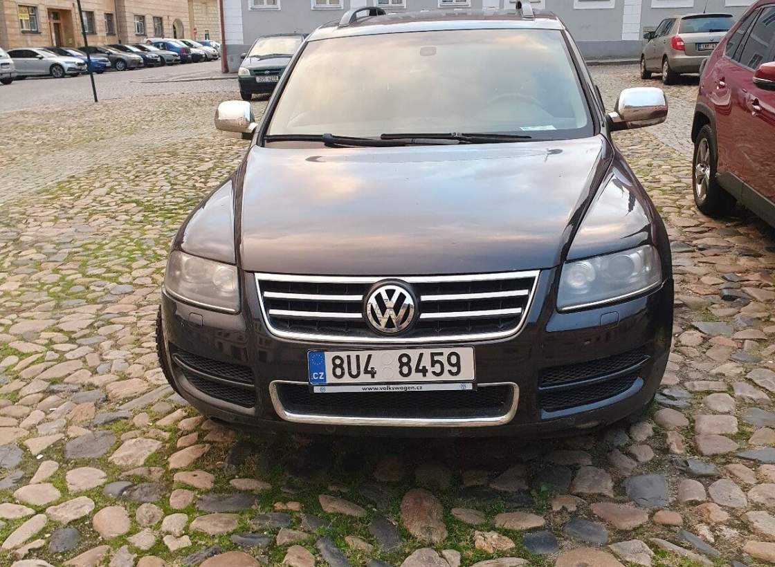 Volkswagen - Touareg