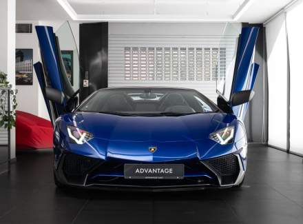 Lamborghini - Aventador