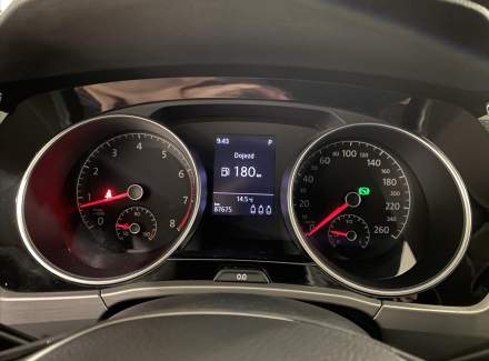 Volkswagen - Touran