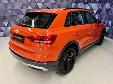 Audi - Q3