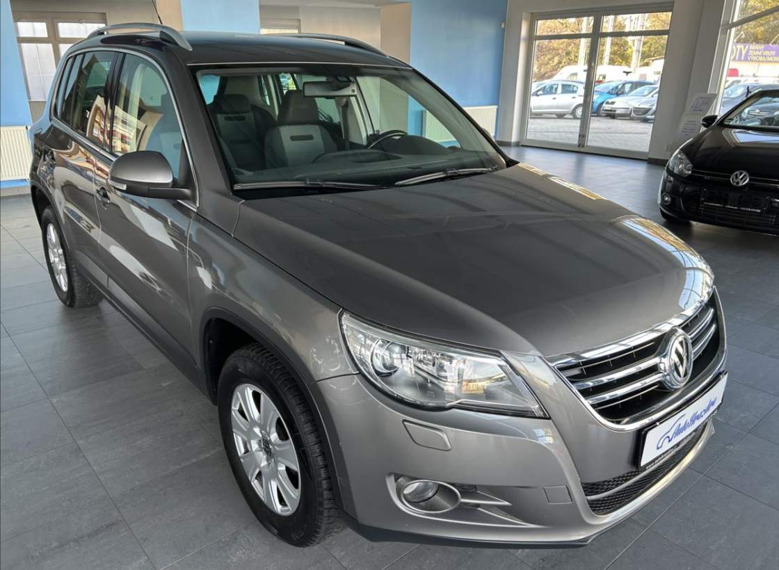 Volkswagen - Tiguan