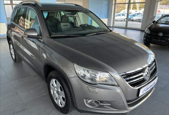 Volkswagen - Tiguan