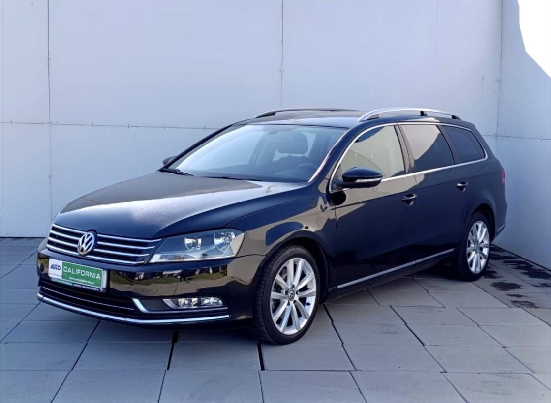 Volkswagen - Passat