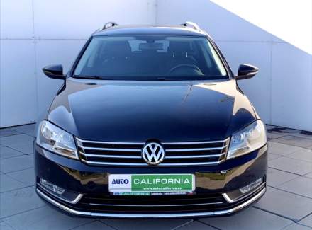 Volkswagen - Passat