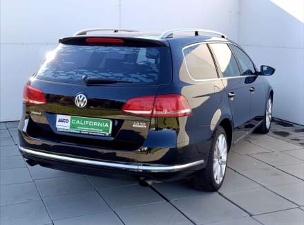 Volkswagen - Passat