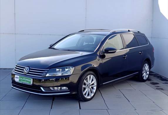 Volkswagen - Passat