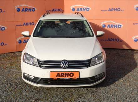 Volkswagen - Passat
